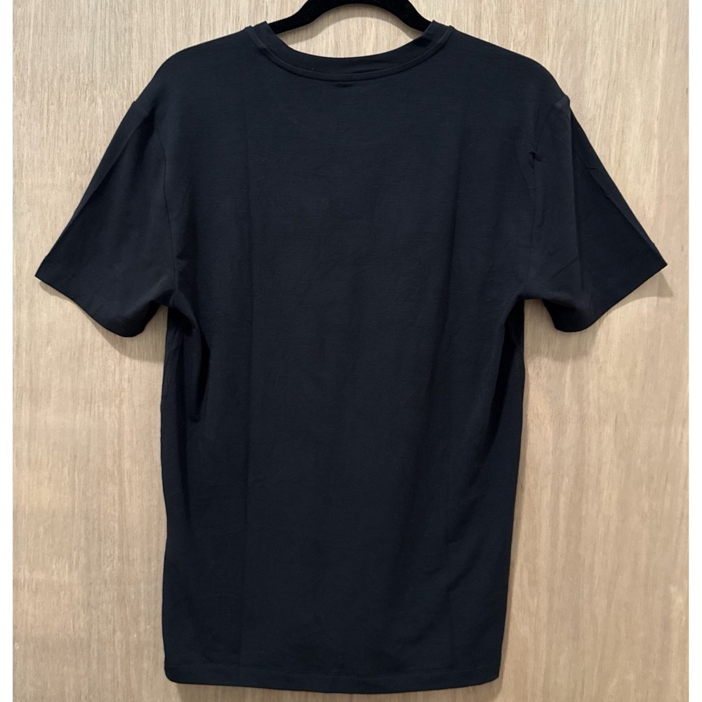 NOBULL Men's Workout Tee Slim Fit Black Size Medium Chest Logo NEW Athletic Soft - Picture 6 of 8